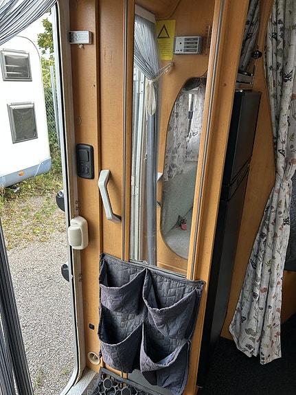 Hymer TRAMP 655 Franskbädd 15 of 21
