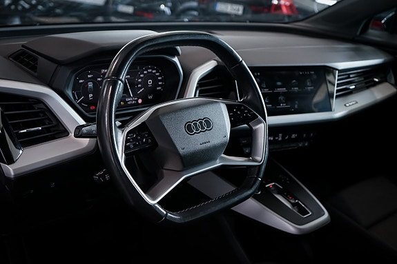 Audi Q4 e-tron 9 of 30