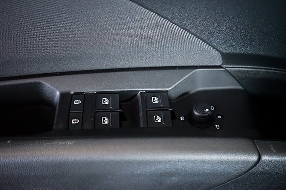 Audi Q4 e-tron 25 of 30