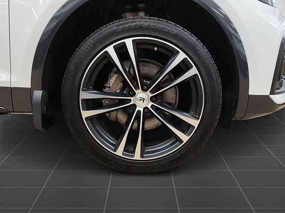 Audi Q5 7 of 23