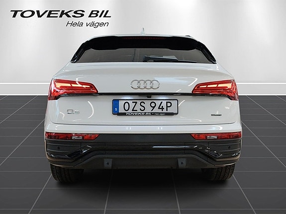 Audi Q5 4 of 23