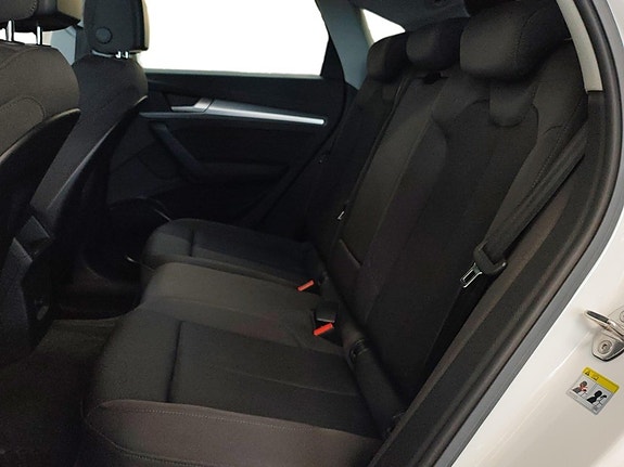 Audi Q5 10 of 23