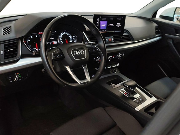 Audi Q5 8 of 23