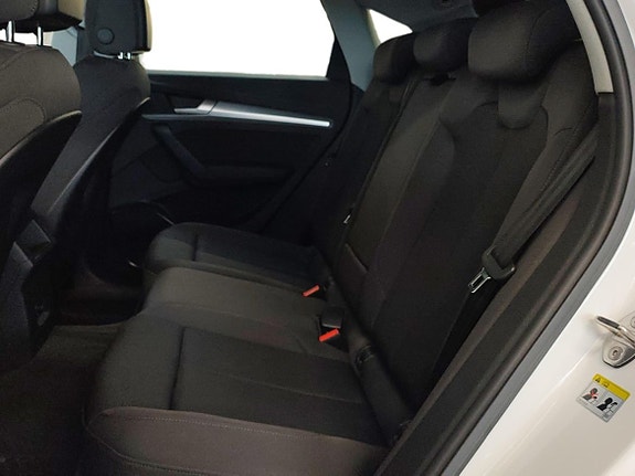Audi Q5 10 of 23
