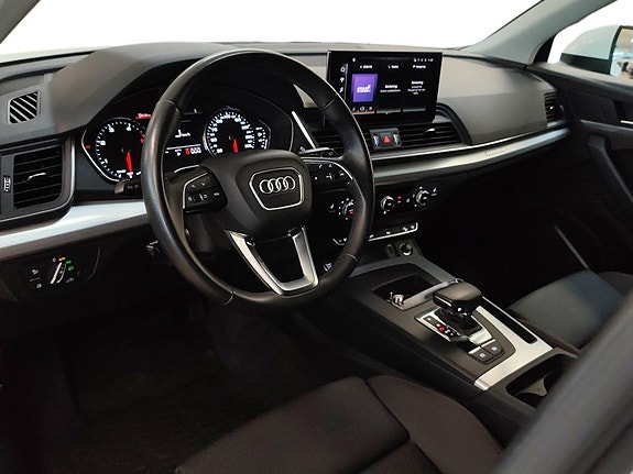Audi Q5 8 of 23