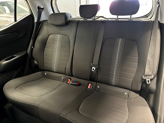 Hyundai i10 15 of 16