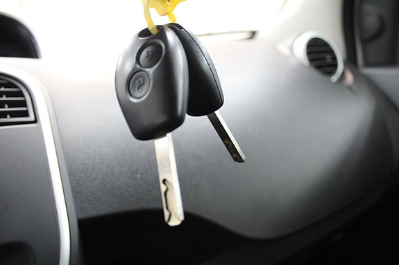Renault Kangoo Express 18 of 22