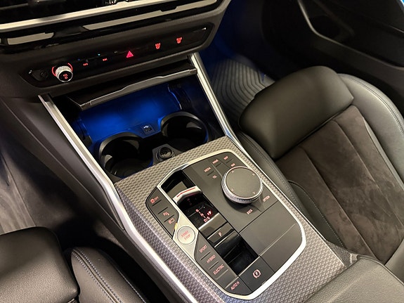 BMW 330e 14 of 20