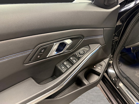 BMW 330e 9 of 20