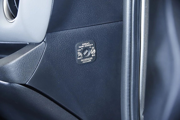Toyota Yaris 12 of 14