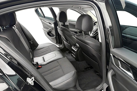BMW 530e 13 of 24