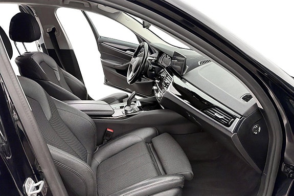 BMW 530e 11 of 24