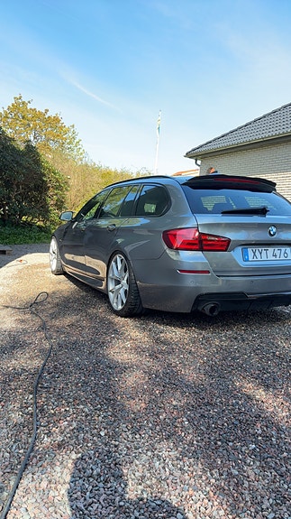 BMW 525d 6 of 12