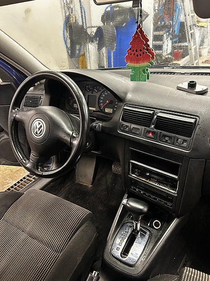 Volkswagen Golf IV 8 of 9