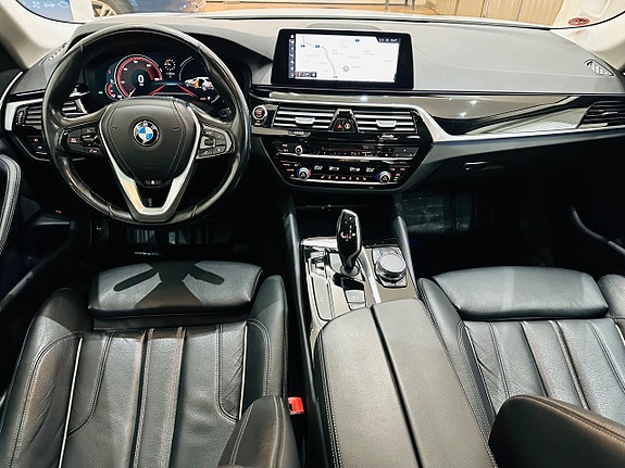 BMW 520d 9 of 30