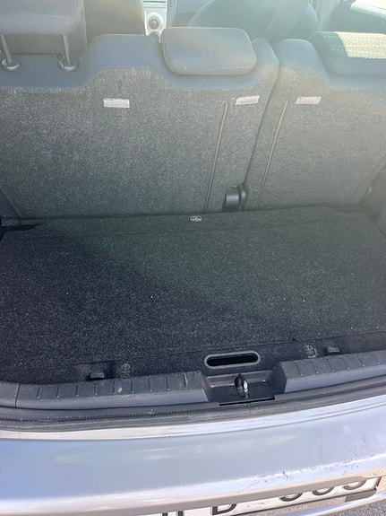 Toyota Yaris 5 of 5