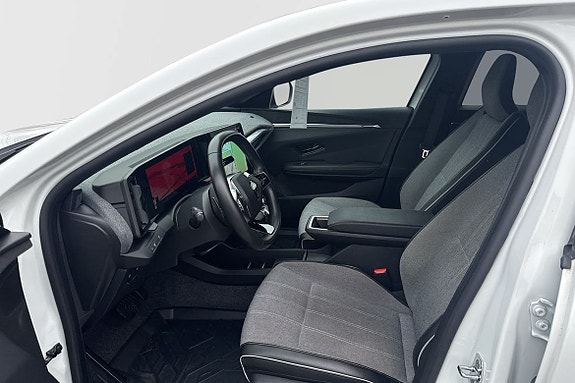 Renault Megane E-Tech 4 of 24