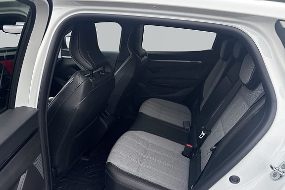 Renault Megane E-Tech 7 of 24