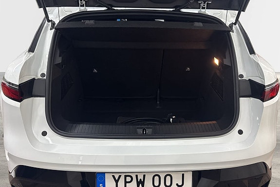 Renault Megane E-Tech 8 of 24