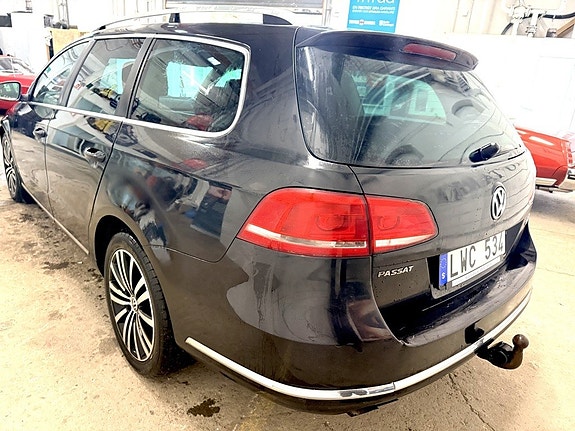 Volkswagen Passat 7 of 11