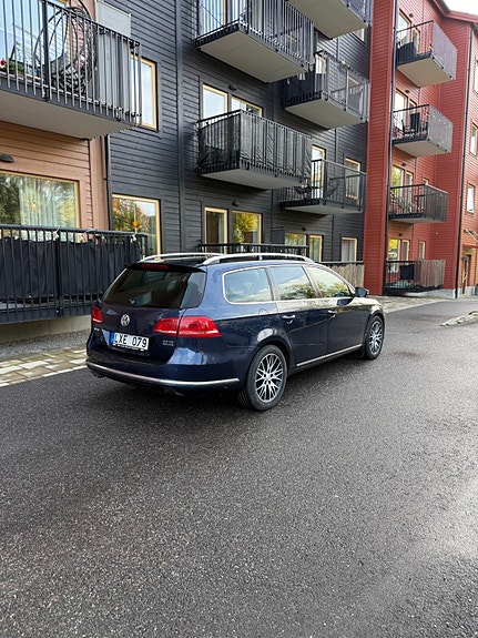 Volkswagen Passat 3 of 4