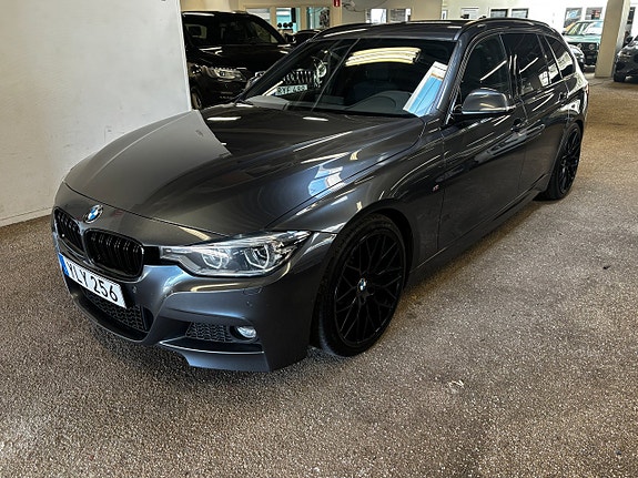 BMW 330i
