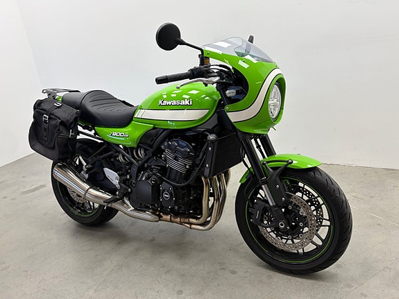 Kawasaki Z900 RS Café 2 of 5