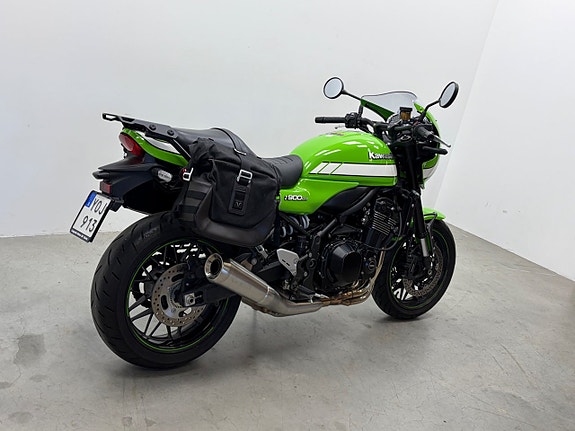 Kawasaki Z900 RS Café 4 of 5