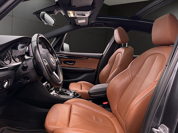 BMW 225xe 12 of 30