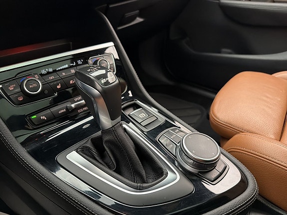 BMW 225xe 25 of 30