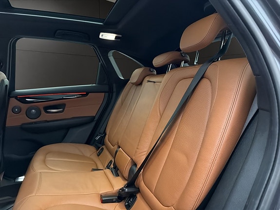 BMW 225xe 28 of 30
