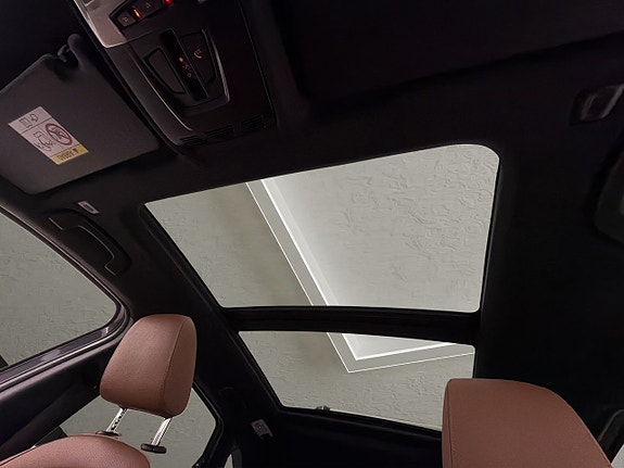 BMW 225xe 13 of 30