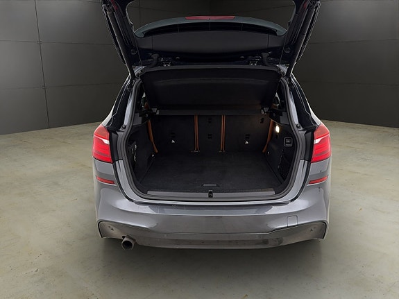 BMW 225xe 30 of 30