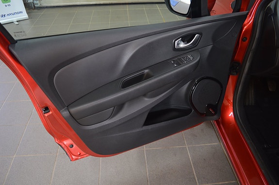 Renault Clio 9 of 20
