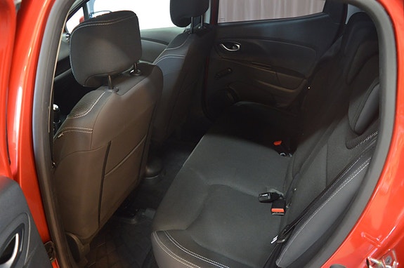 Renault Clio 19 of 20