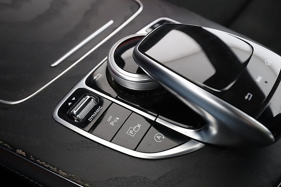 Mercedes-Benz E200C 29 of 30