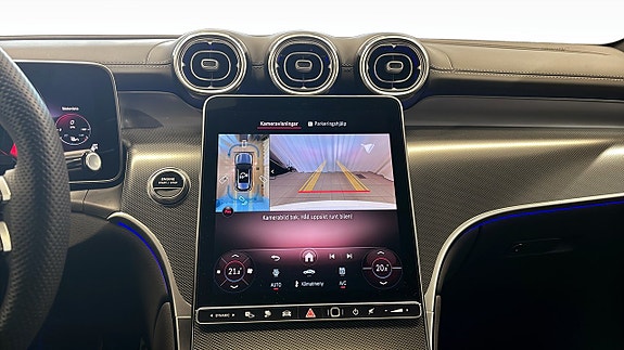 Mercedes-Benz GLC300 e 9 of 12