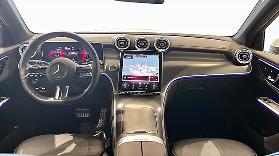 Mercedes-Benz GLC300 e 8 of 12