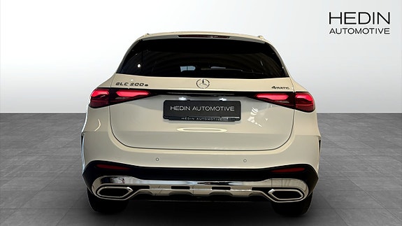 Mercedes-Benz GLC300 e 5 of 12