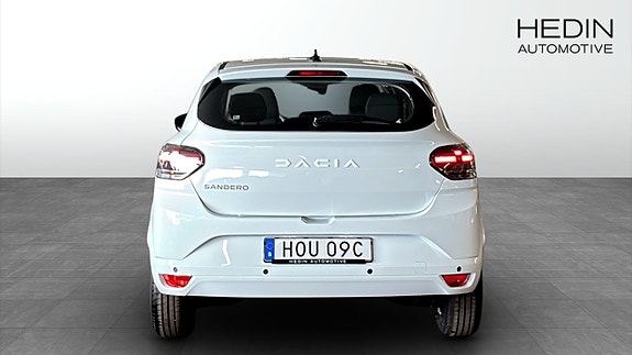 Dacia Sandero 7 of 12