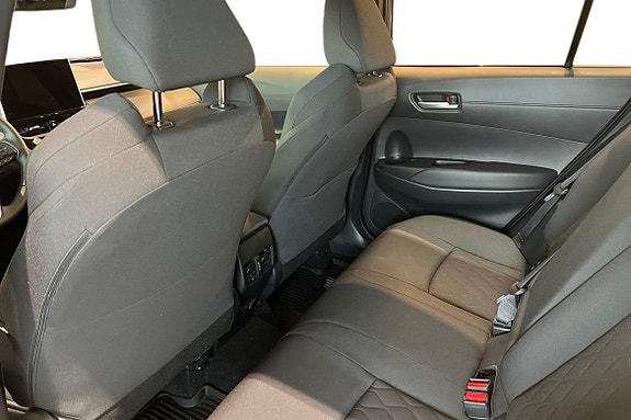 Toyota Corolla Cross 13 of 21