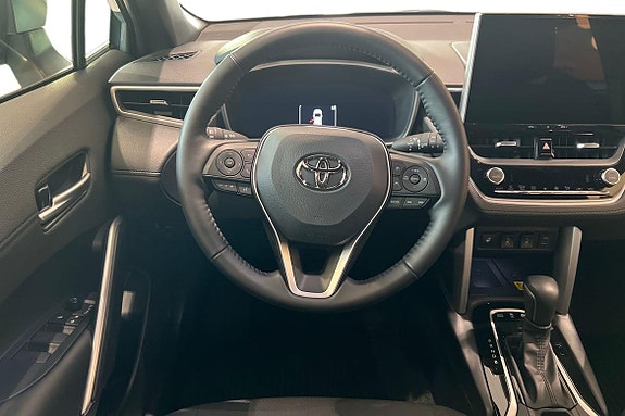 Toyota Corolla Cross 11 of 21