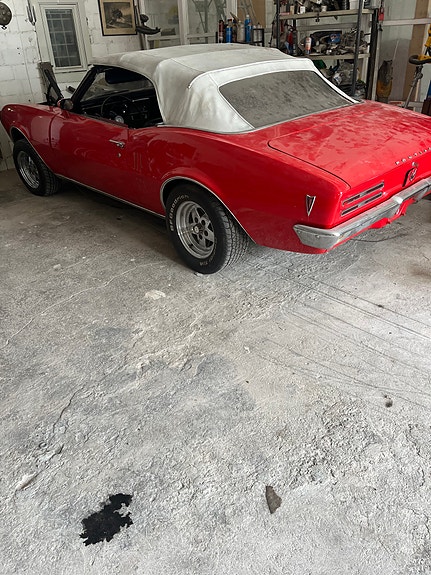 Pontiac Firebird 2 of 4