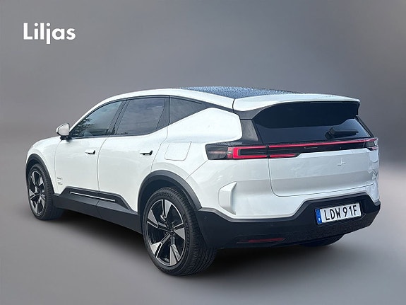 Polestar 3 2 of 3
