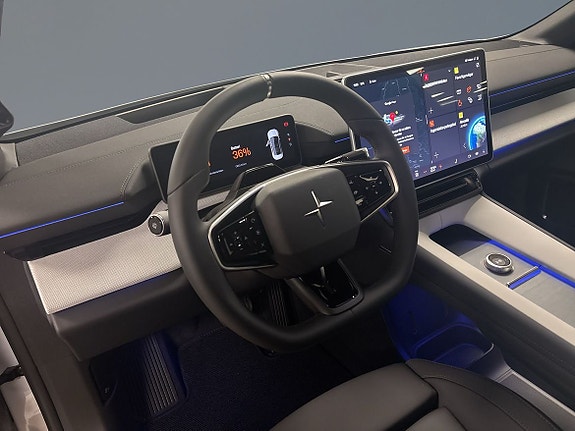 Polestar 4 4 of 13