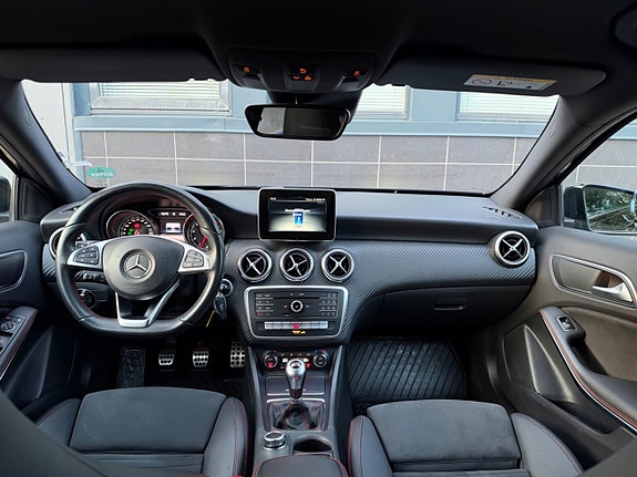 Mercedes-Benz A180 10 of 23