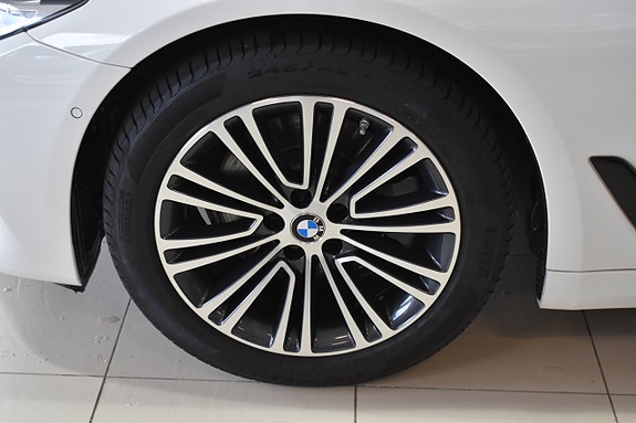 BMW 520d 28 of 28
