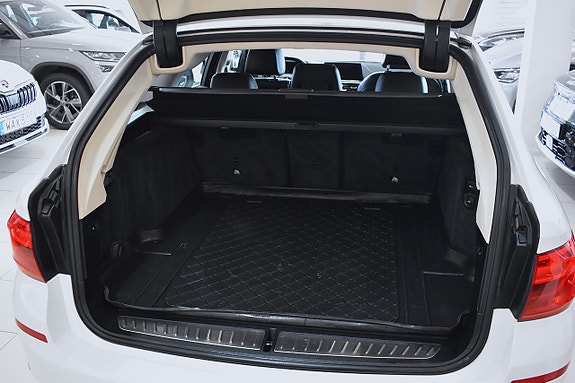 BMW 520d 5 of 28