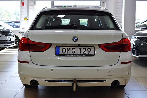 BMW 520d 4 of 28