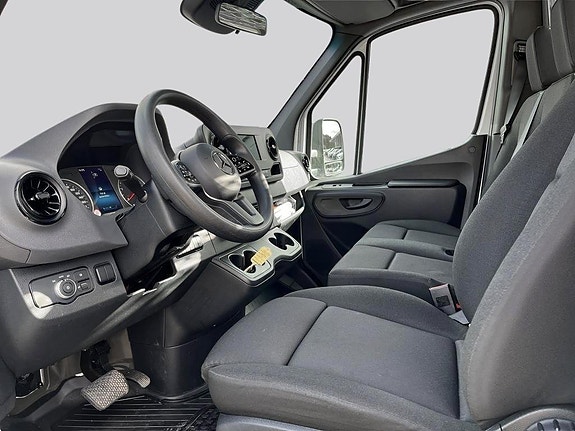 Mercedes-Benz Sprinter 519 7 of 13